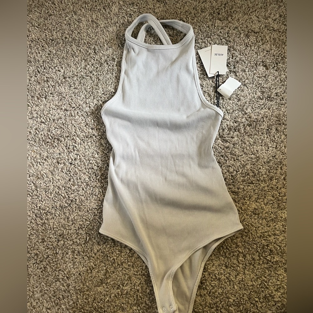 Perfect for spring! NWT AGOLDE crisscross back body suit 🤍